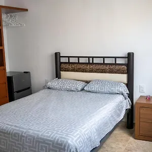 Recamara 2 Homestay Cancun